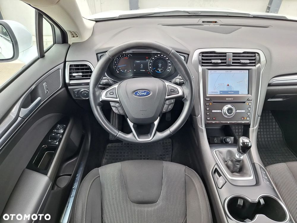 Ford Mondeo 2.0 EcoBlue Titanium - 27