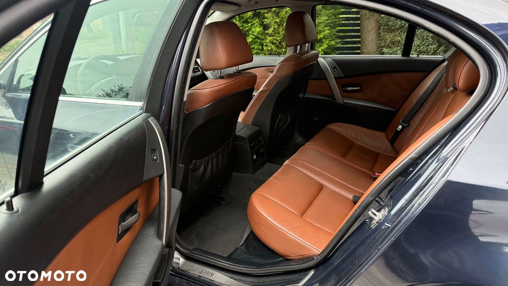BMW Seria 5 - 24