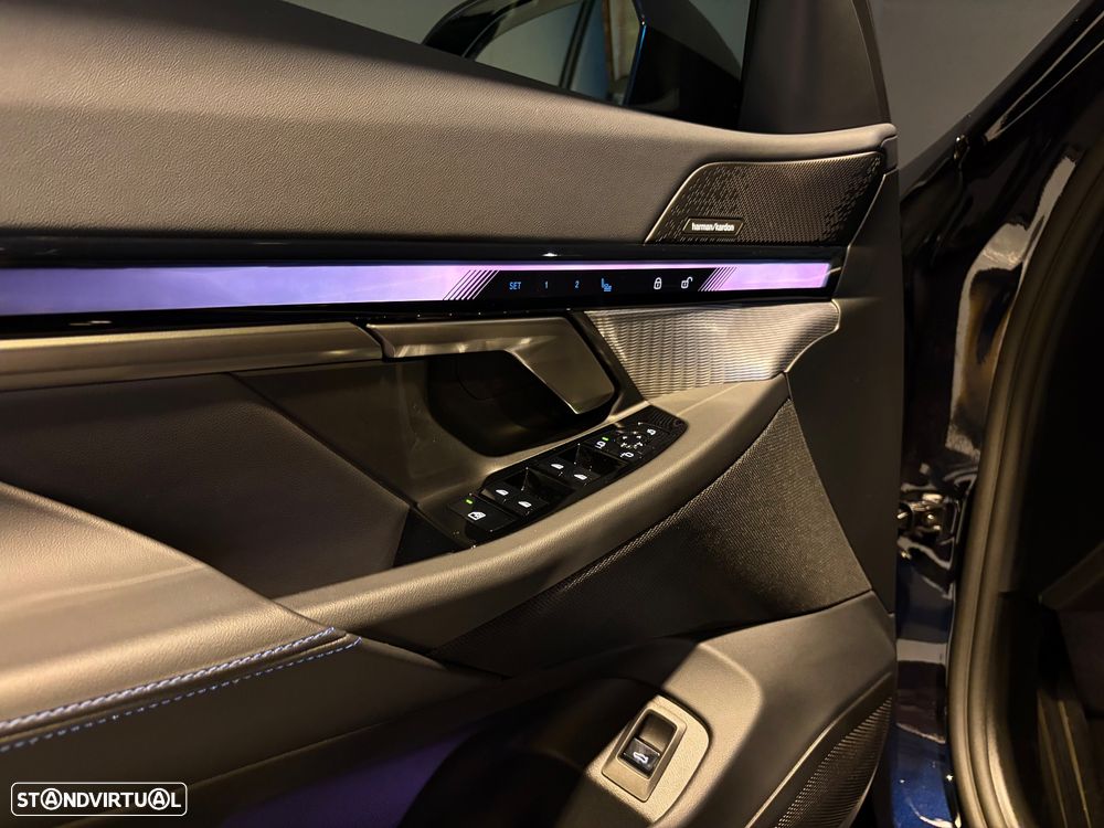 BMW i5 eDrive40 Pack Desportivo M Pro - 18