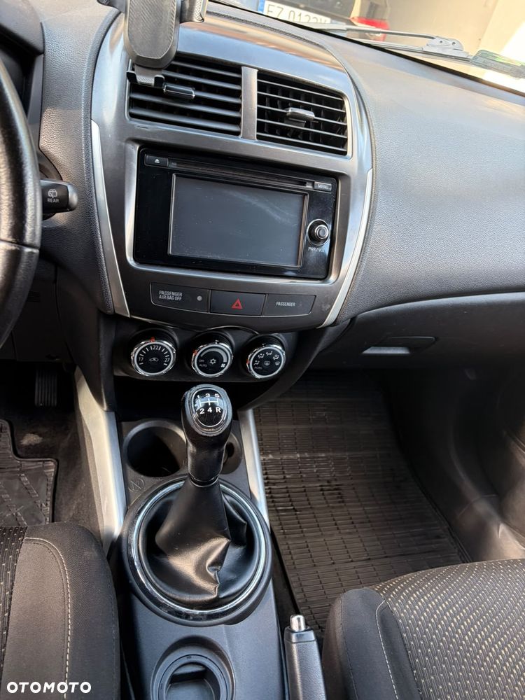 Mitsubishi ASX 1.6 Blue Sky Edition - 10