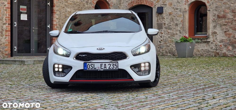 Kia Ceed 1.6 T-GDI GT - 3