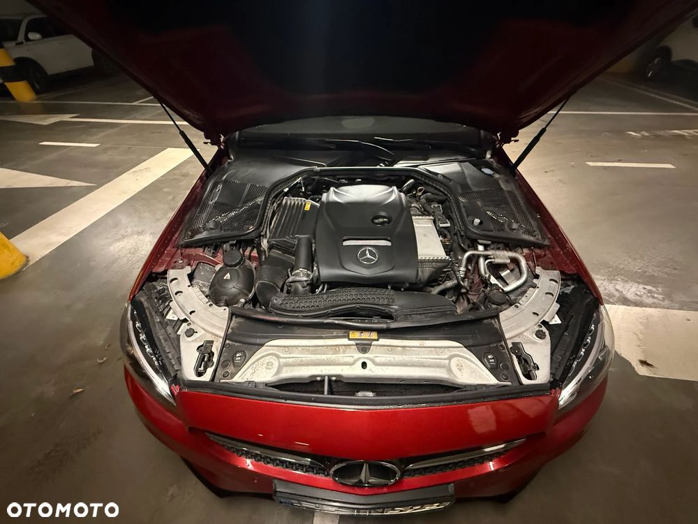 Mercedes-Benz Klasa C 300 9G-TRONIC AMG Line - 6