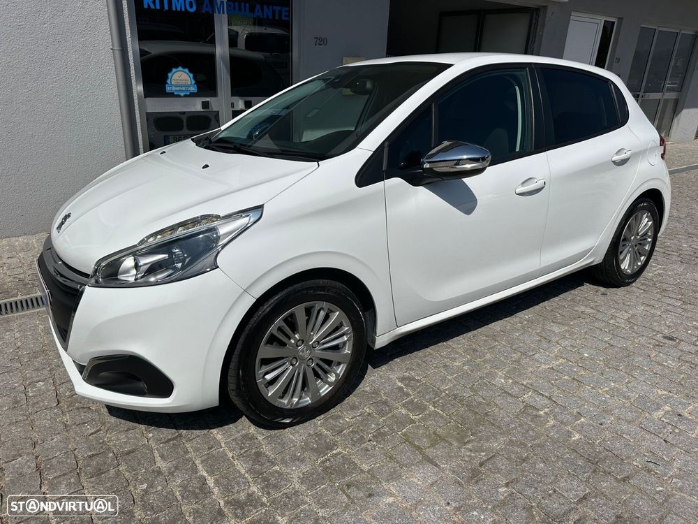 Peugeot 208 1.6 BlueHDi Style - 9