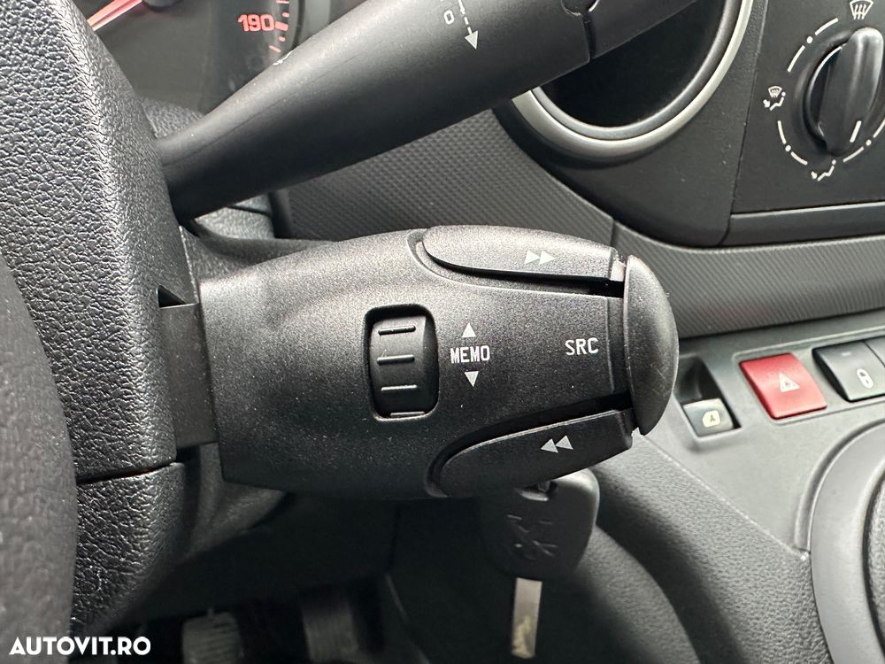 Peugeot Partner - 27