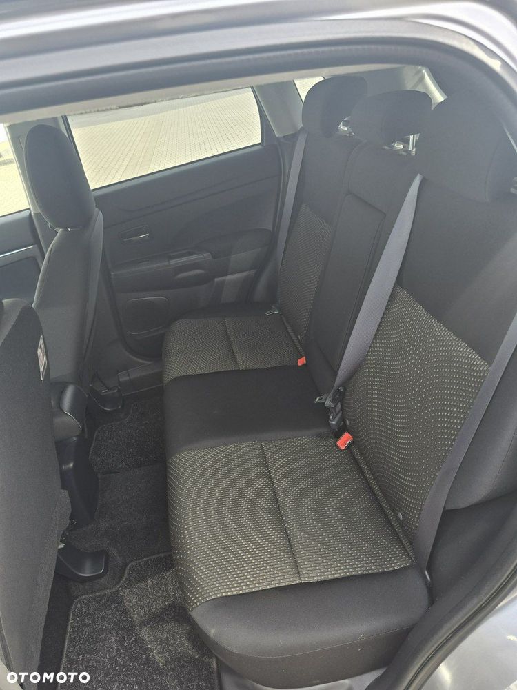Mitsubishi ASX - 18