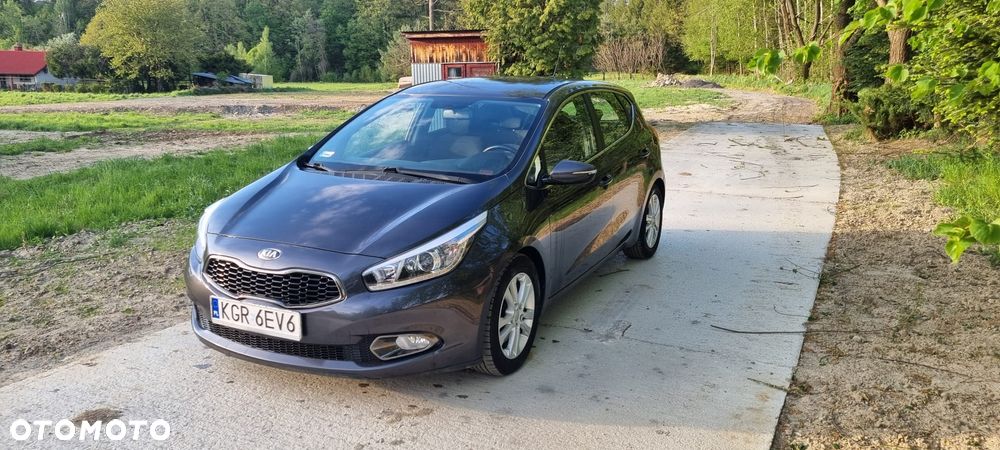 Kia Ceed - 3