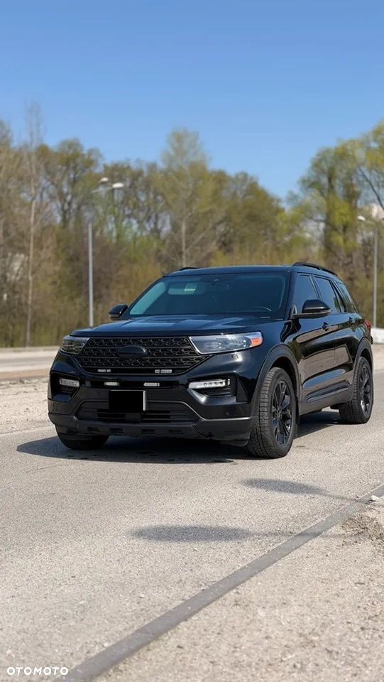 Ford Explorer - 3