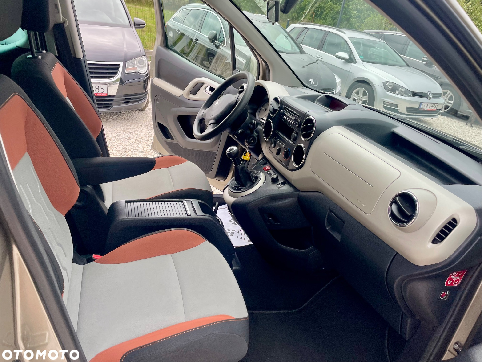 Peugeot Partner Tepee 120 VTi Style - 25