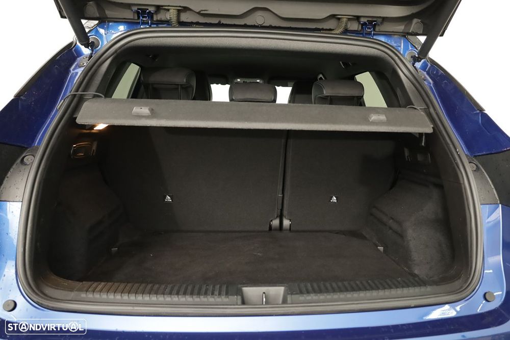 Renault Austral 1.2 E-Tech Iconic Espirit - 27