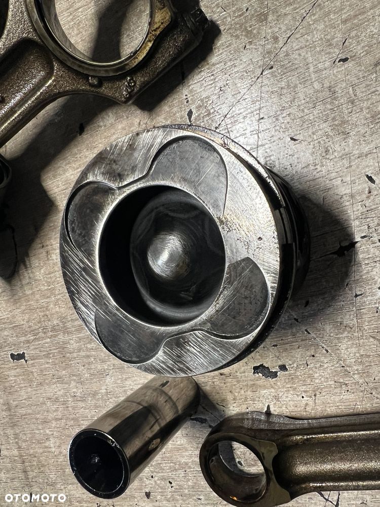 Tłok korba Mahle 84L107 m57n2 306d3 super stan - 3
