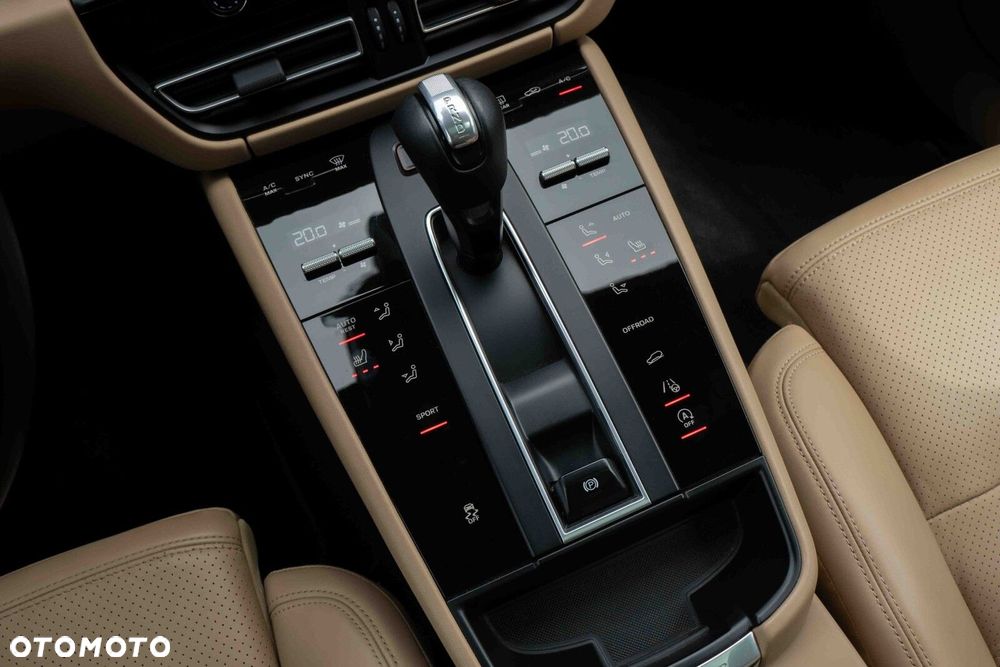 Porsche Macan Standard - 28