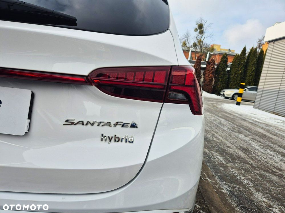 Hyundai Santa Fe 1.6 T-GDI HEV Platinum - 23