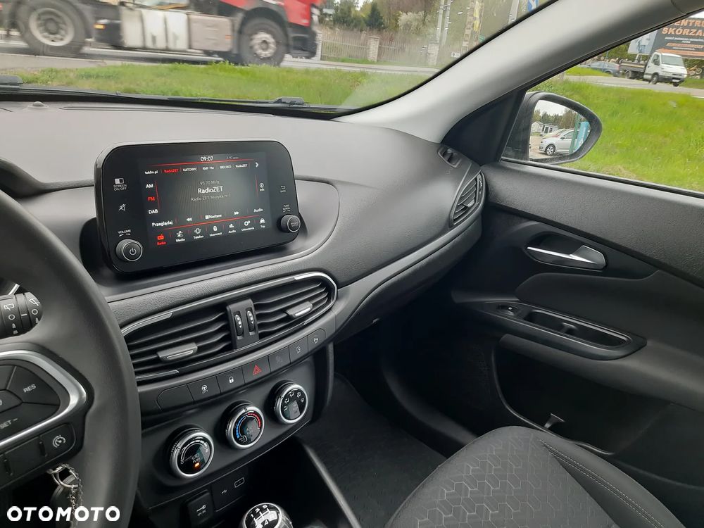 Fiat Tipo 1.0 T3 Red - 19
