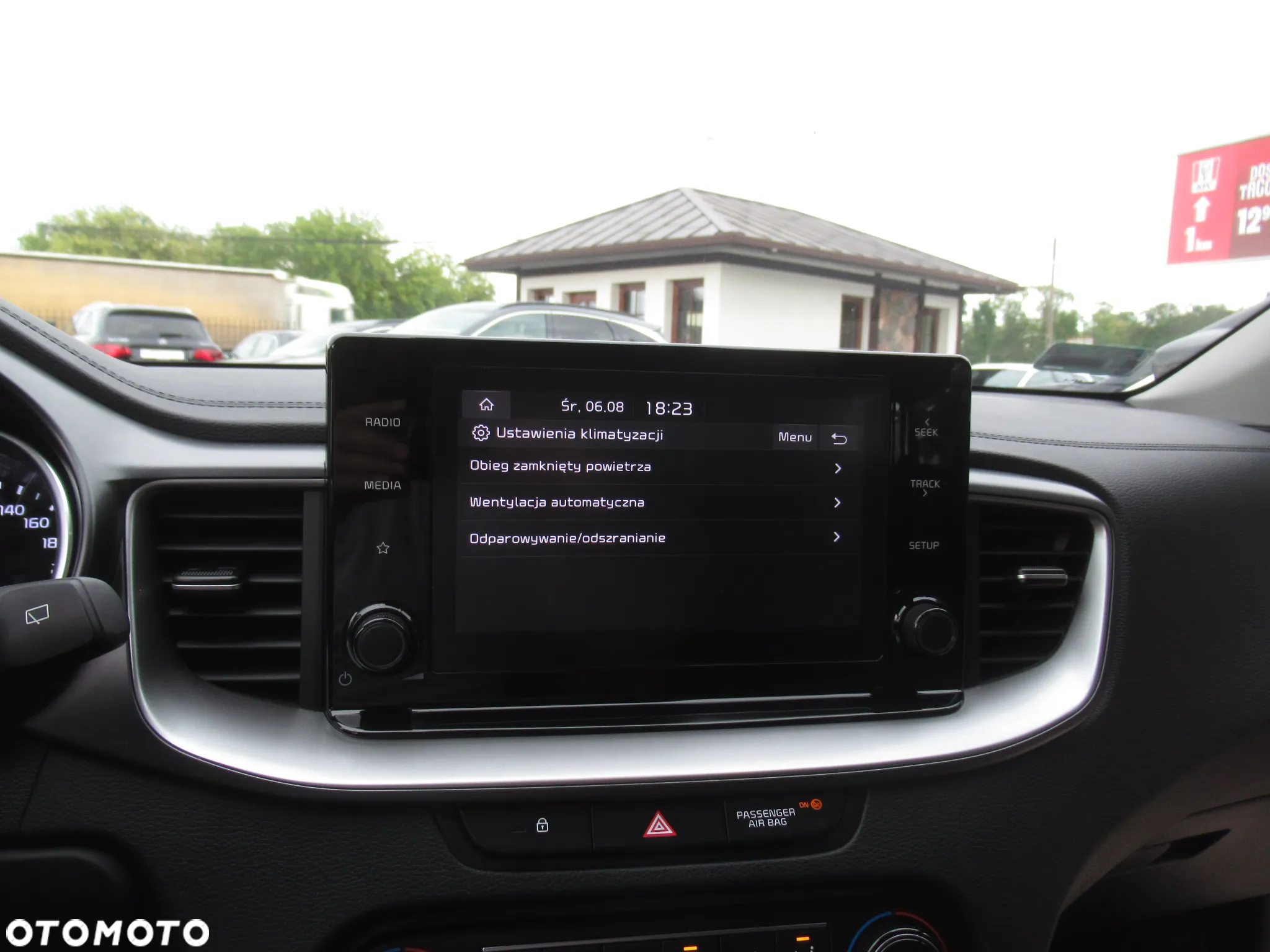 Kia Ceed 1.5 T-GDI M - 27