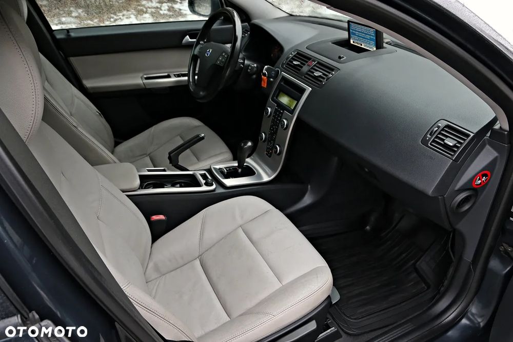 Volvo V50 2.0D DPF Powershift - 6