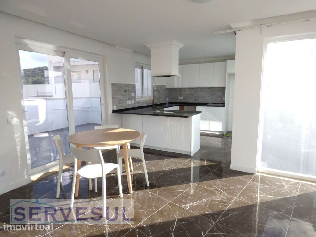 Novo Apartamento penthouse de 2 quartos e terraço com piscina, inse... - Grande imagem: 3/26
