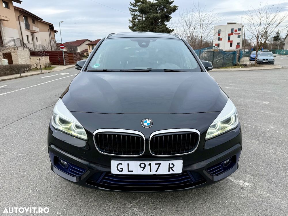 BMW Seria 2 218d Sport-Aut. Sport Line - 31