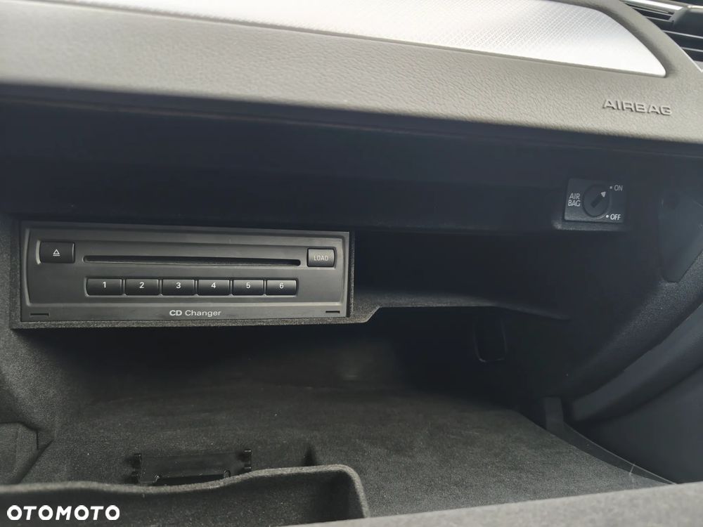 Audi A4 Avant 2.0 TDI e DPF Ambiente - 24