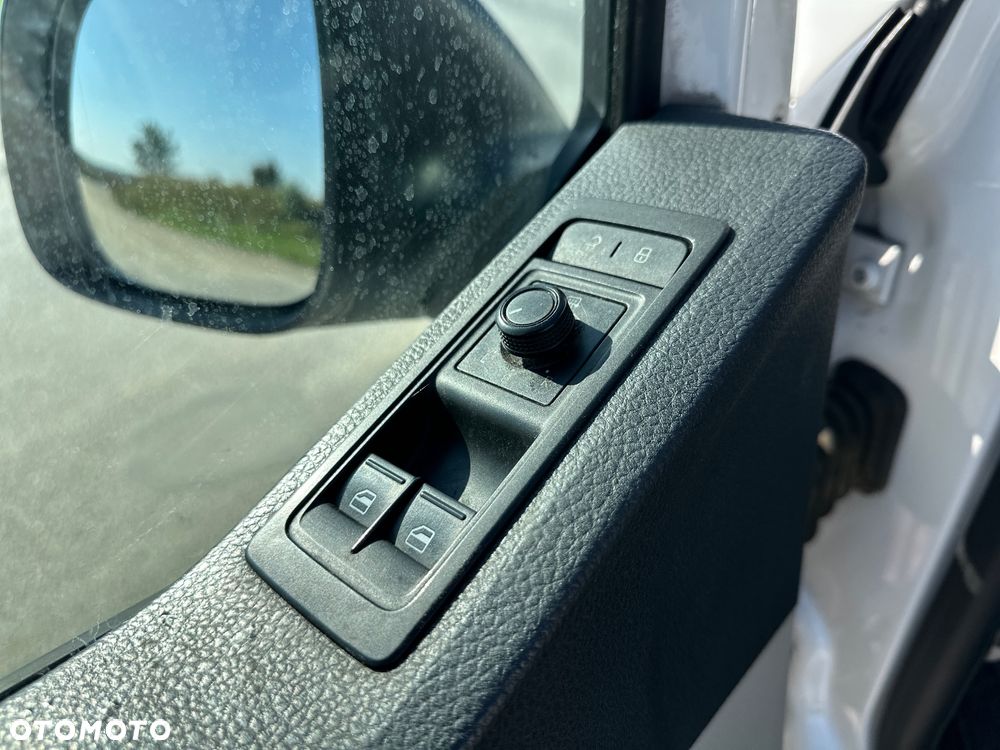 Volkswagen Transporter T6 TSI L1H1 - 13