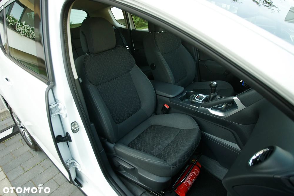 Peugeot 3008 1.6 Premium - 34