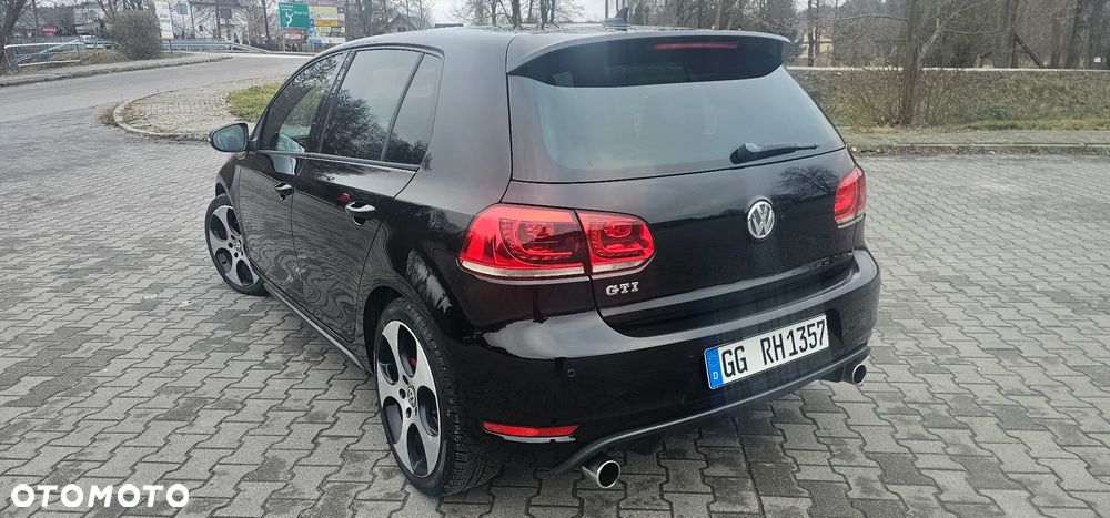 Volkswagen Golf 2.0 GTI DSG - 9