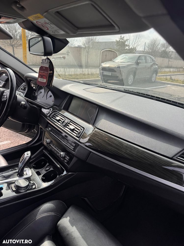 BMW Seria 5 520d xDrive Aut. - 10