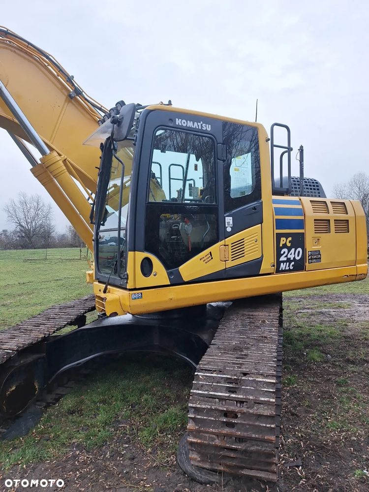 Komatsu PC240NLC-10 - 1