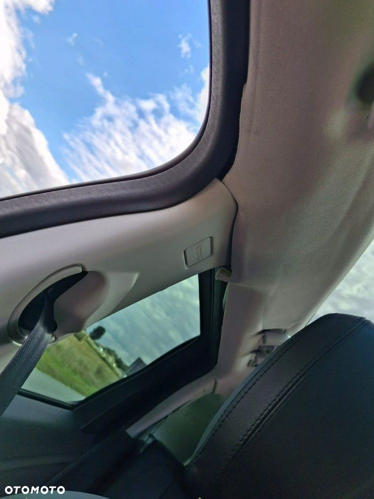 Land Rover Discovery Sport - 20