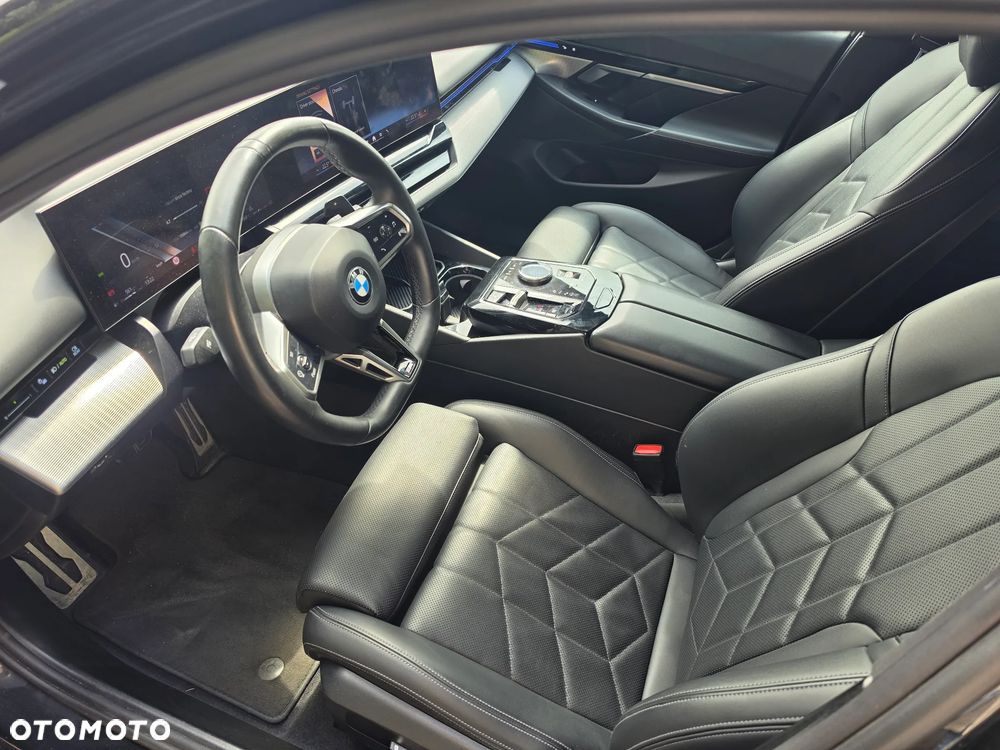 BMW Seria 5 520d mHEV M Sport - 18