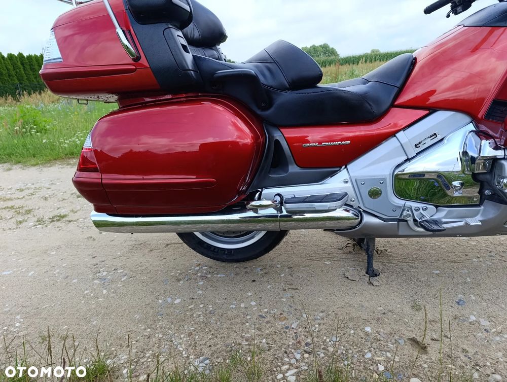 Honda GL - 28