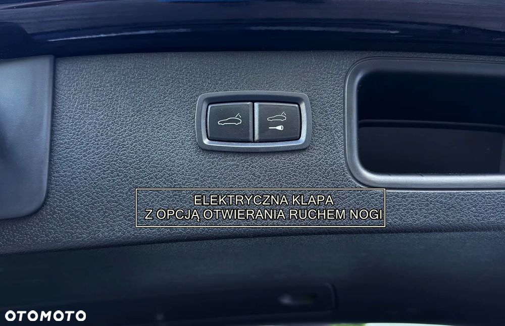 Porsche Macan T - 25