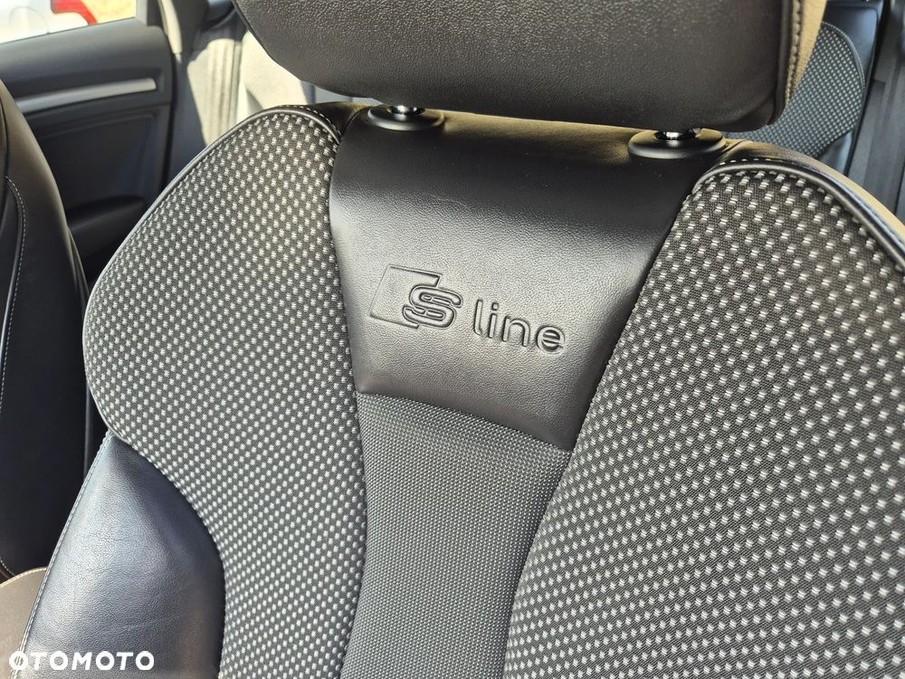 Audi A3 Sportback 2.0 TDI S tronic S line Sportpaket - 9