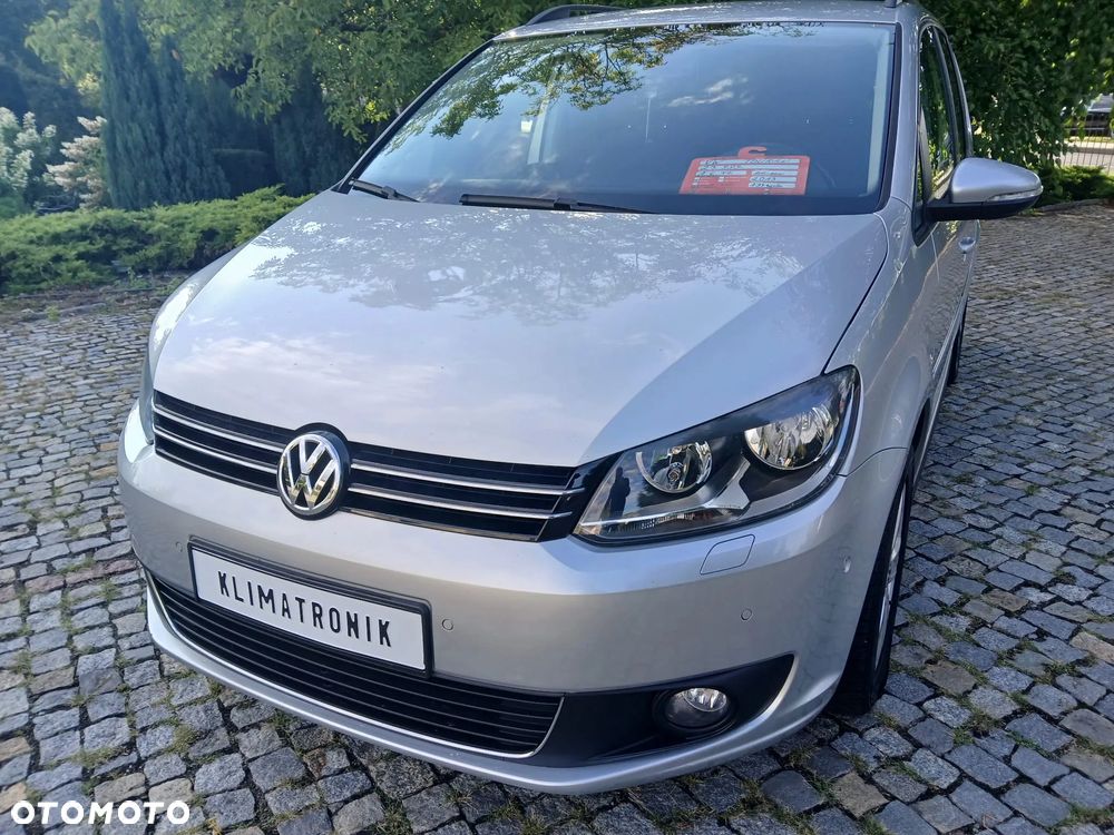 Volkswagen Touran - 1