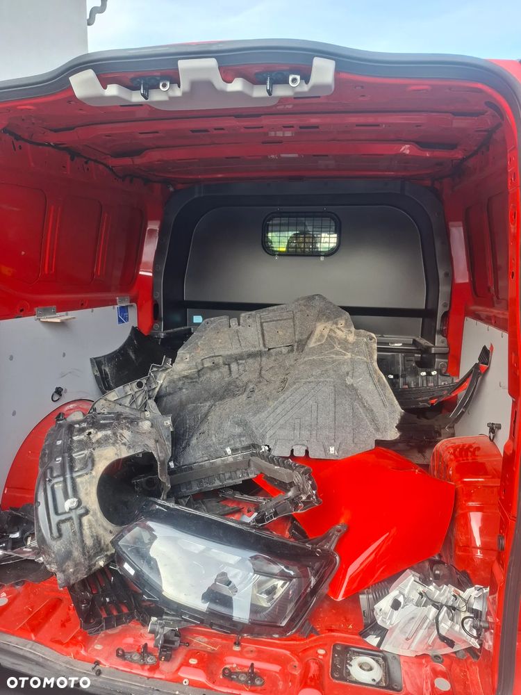 Volkswagen Transporter T7 - 24