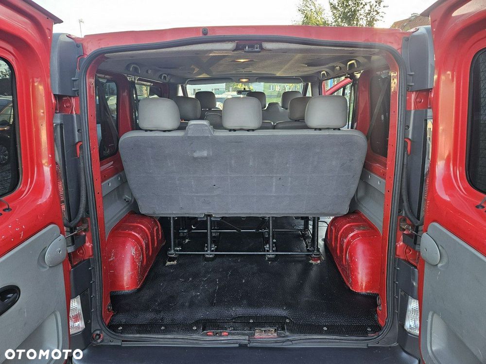 Opel Vivaro - 16