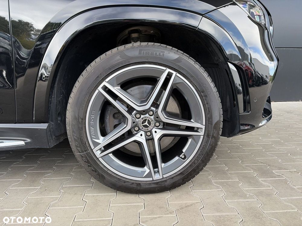 Mercedes-Benz GLS - 16