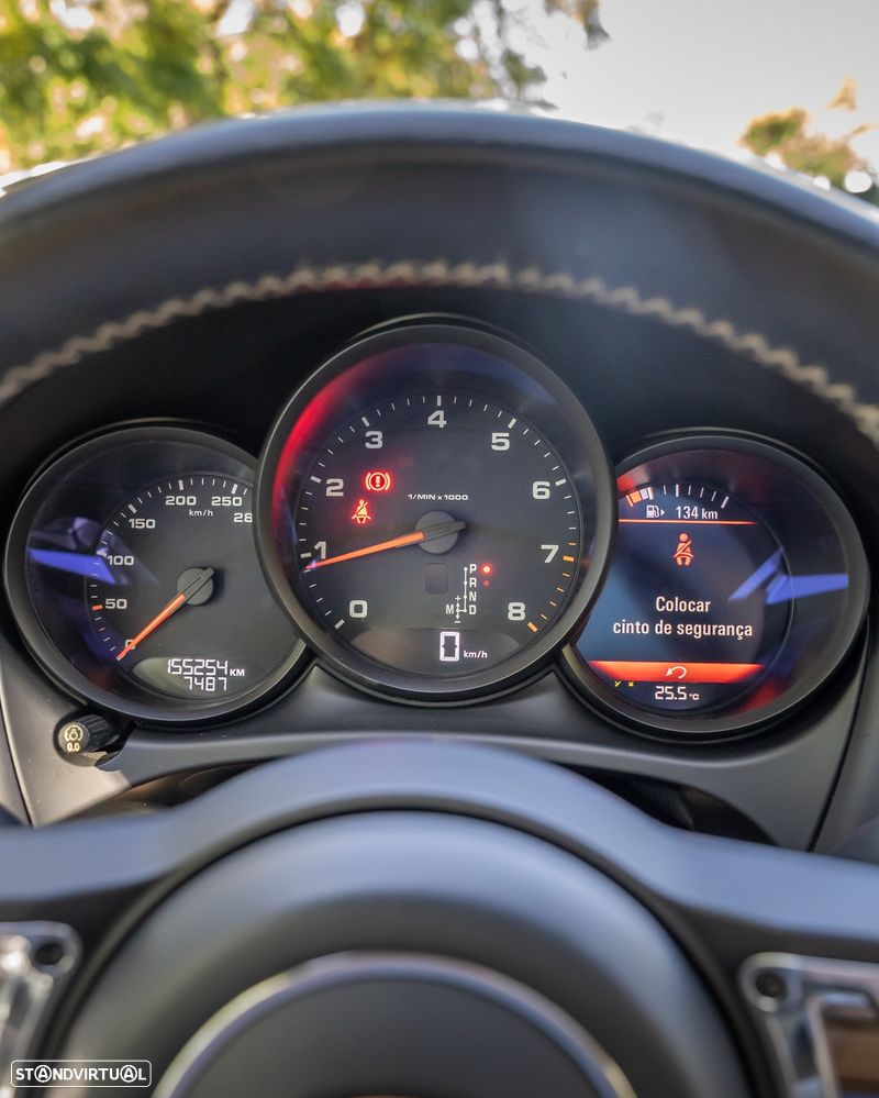 Porsche Macan - 27