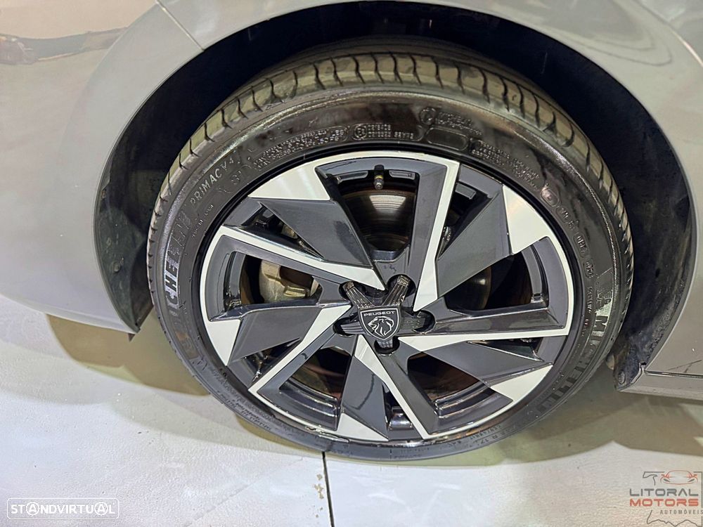 Peugeot 308 1.2 Hybrid Allure e-DCS6 - 13