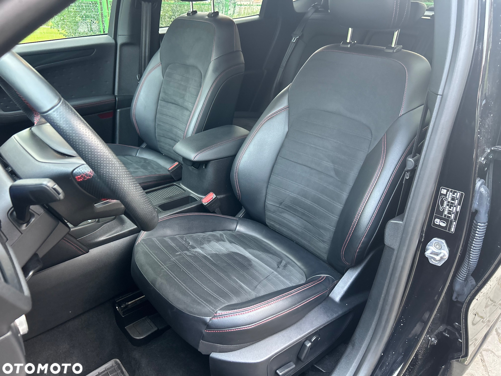 Ford Kuga 2.0 EcoBlue Hybrid ST-LINE X - 17