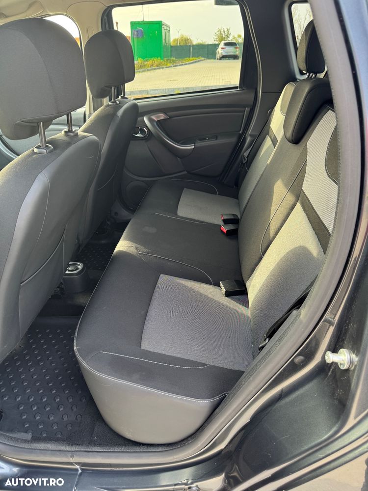 Dacia Duster 1.6 4x2 Laureate - 18