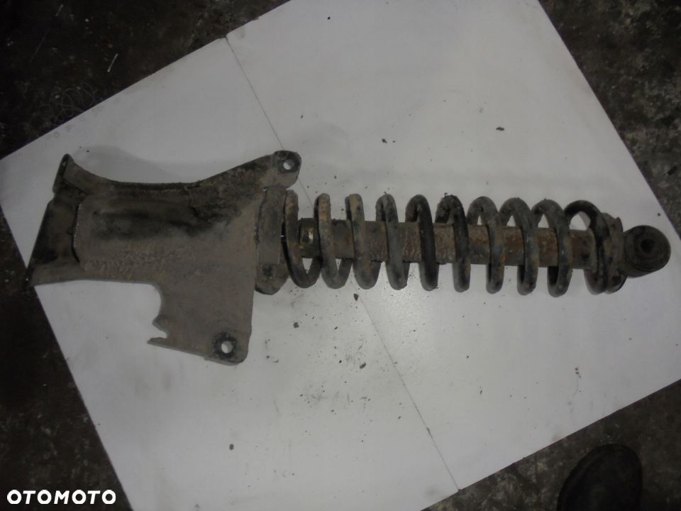 MCPERSON AMORTYZATOR  LEWY PRAWY  TYL AUDI 80 B4 - 4