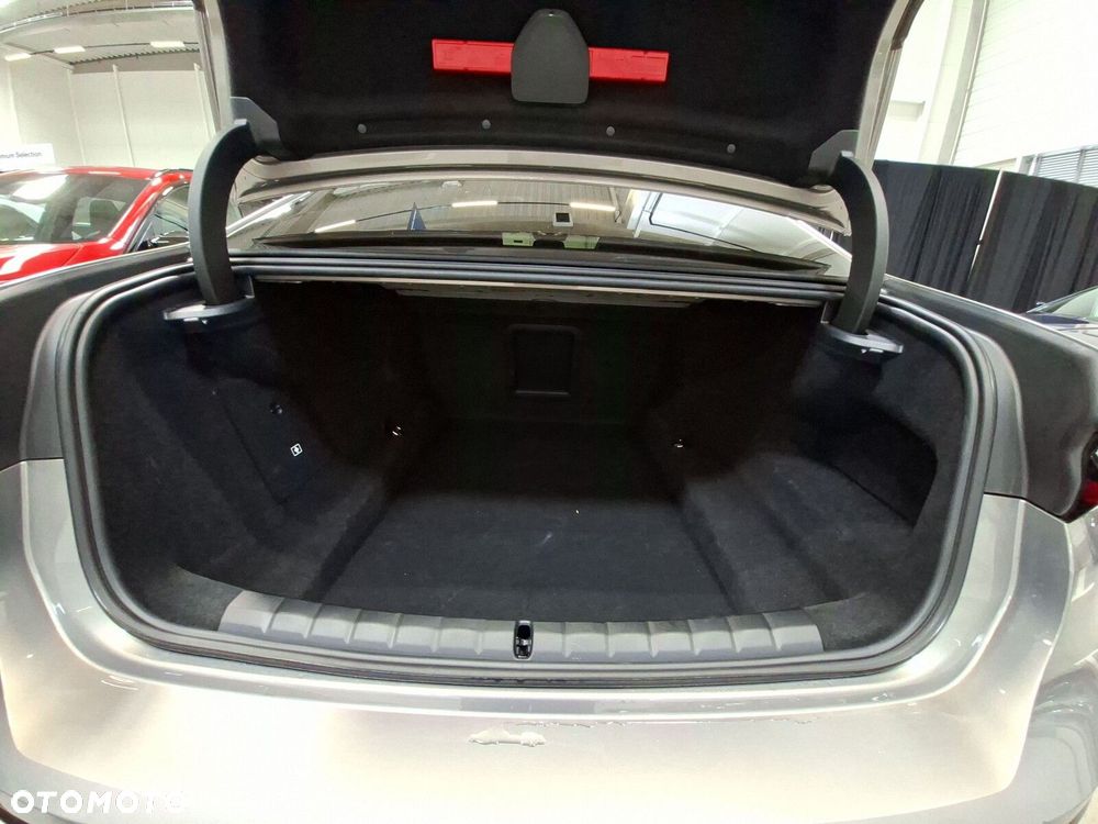 BMW Seria 7 - 18