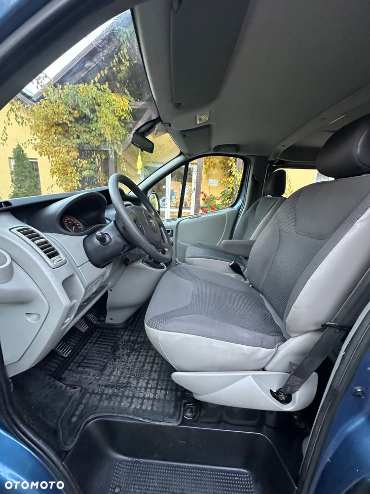 Opel Vivaro L1H1 2.7t - 8