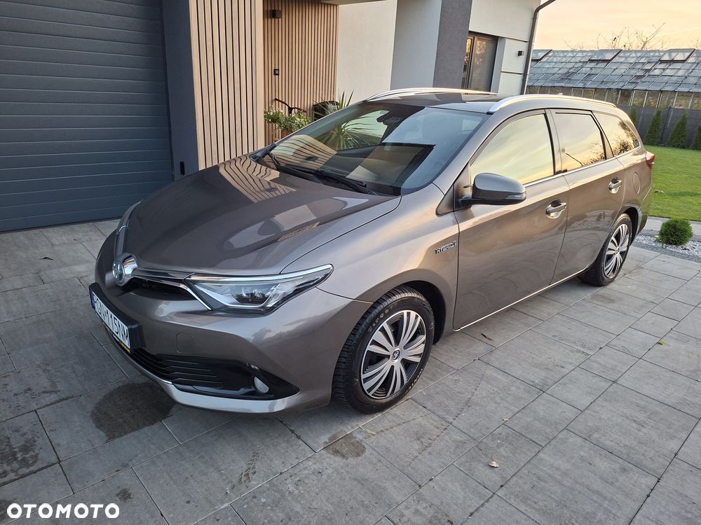 Toyota Auris - 17