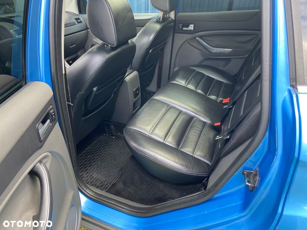 Ford Kuga - 15