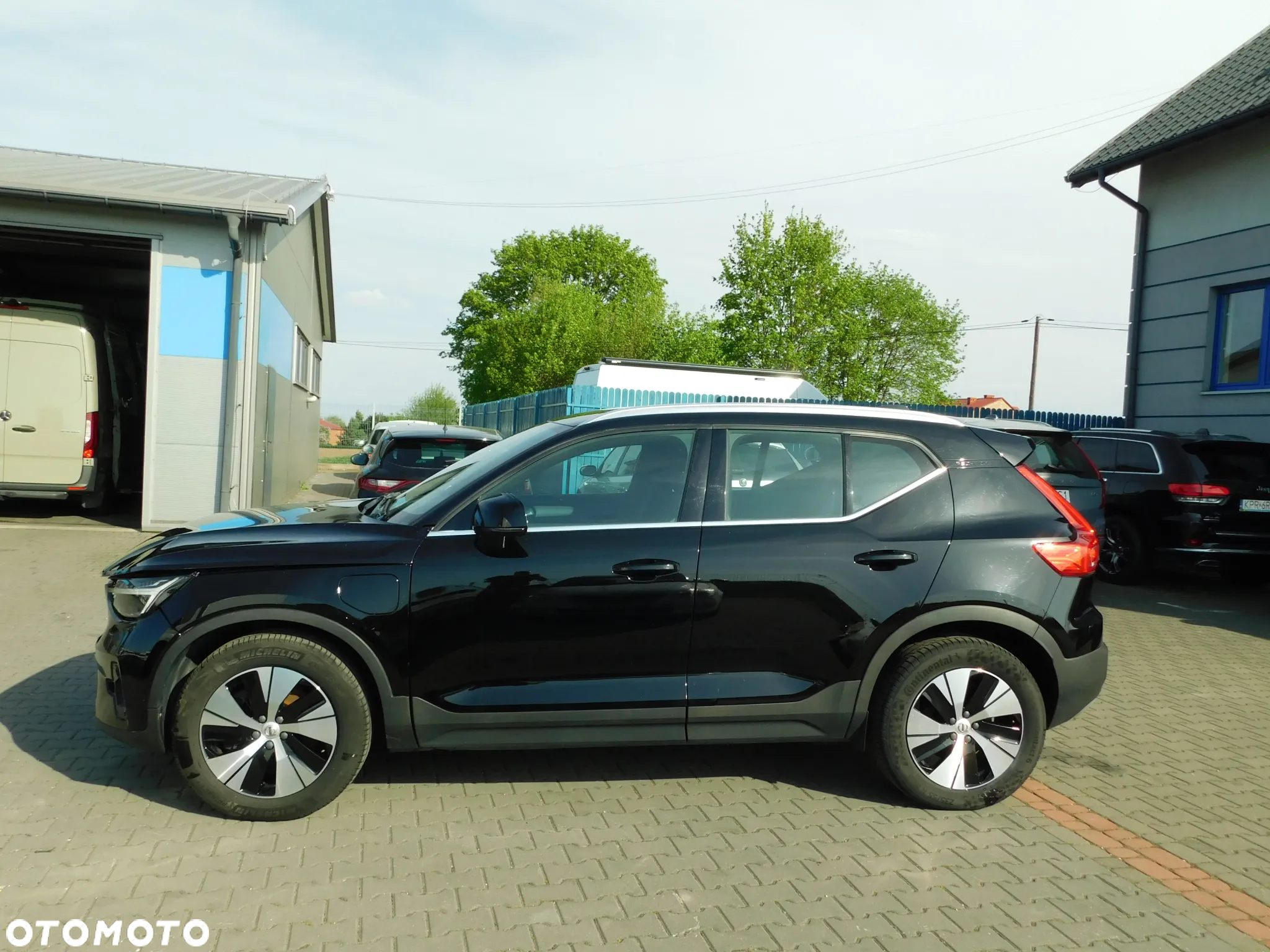 Volvo XC 40 T4 Plug-In Hybrid Inscription - 2