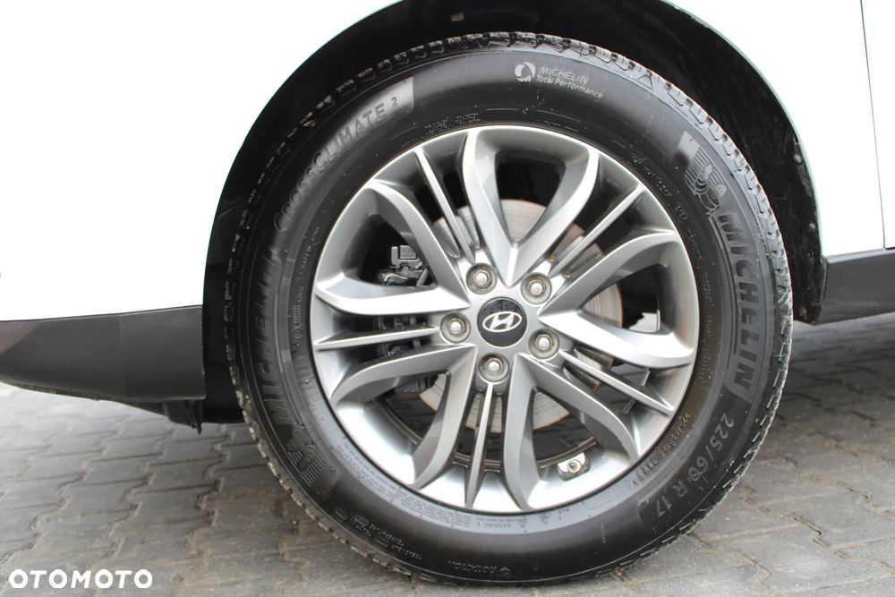 Hyundai ix35 1.7 CRDi Premium 2WD - 16