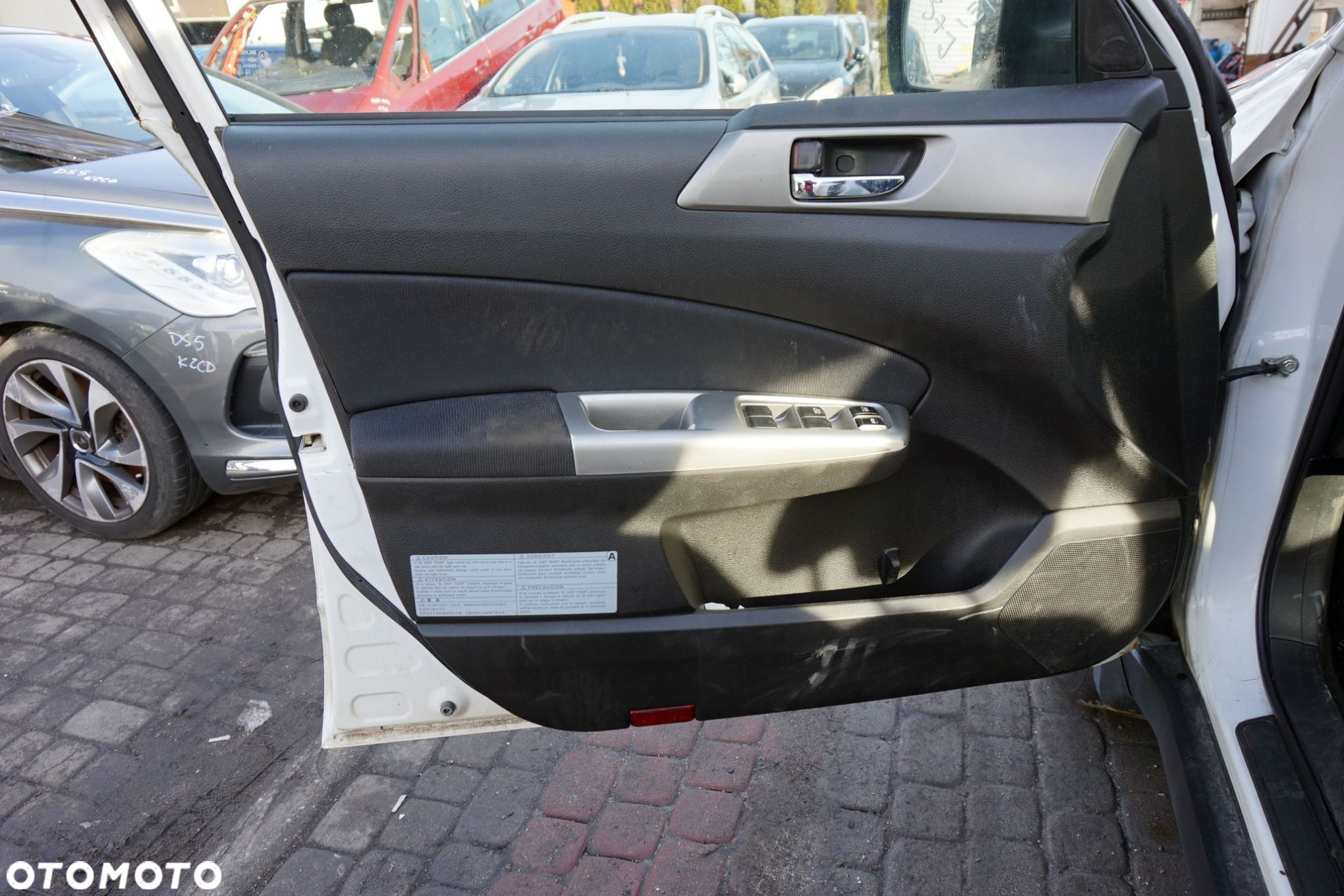DRZWI PRZEDNIE LEWE FORESTER III SH 37J  BIAŁY SUBARU 2008-2013 - 6