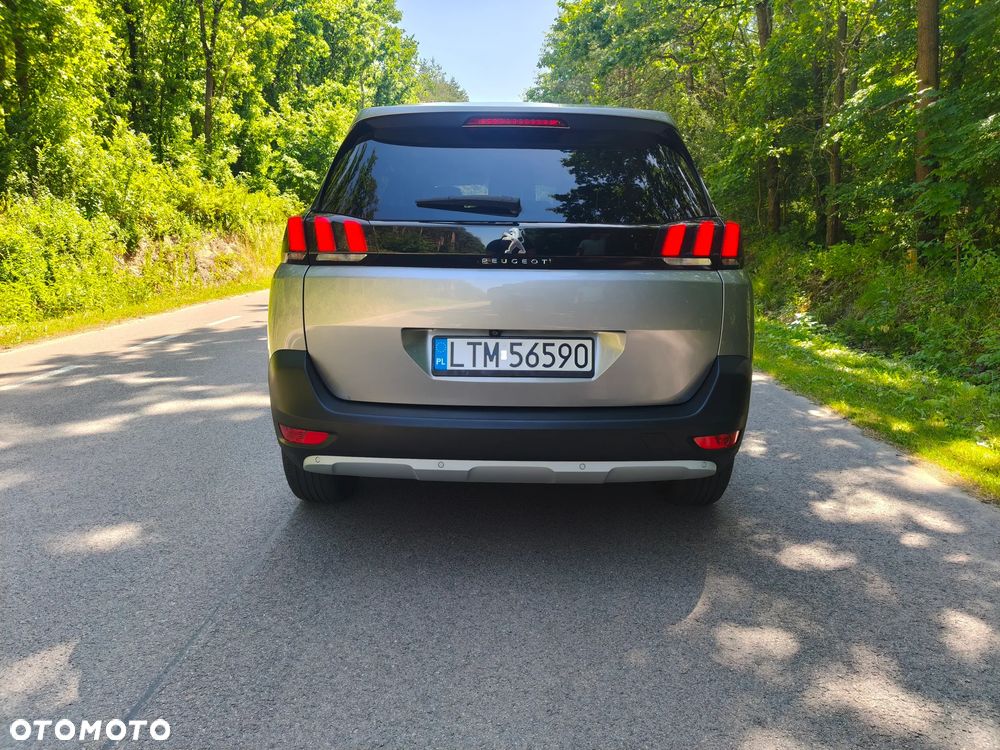 Peugeot 5008 - 17