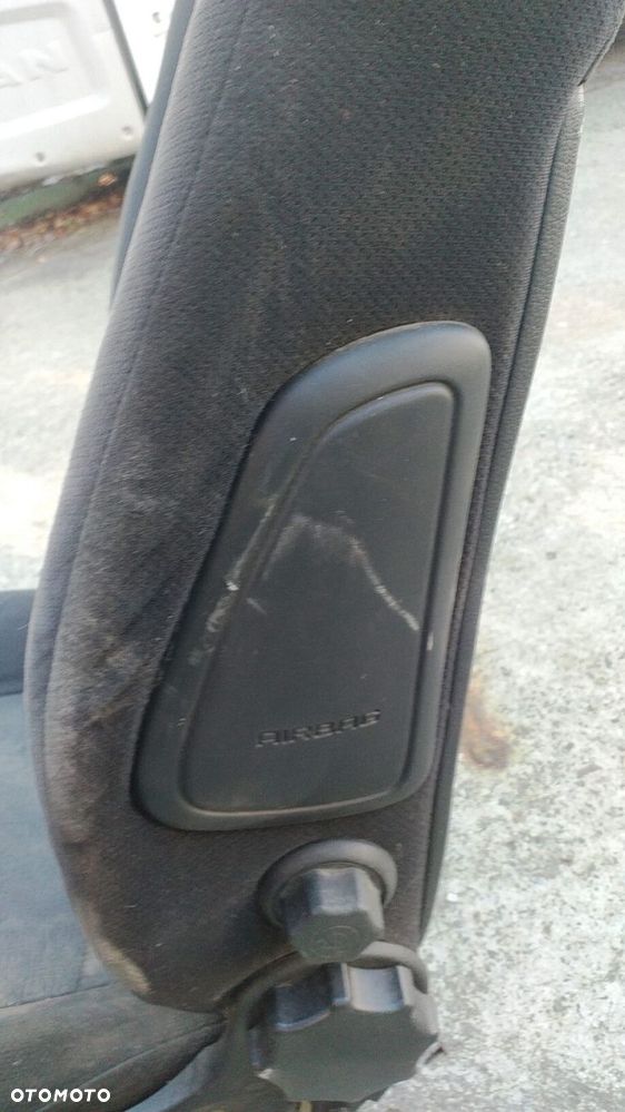 Fotel kierowcy pasażera kanapa trzeci rząd Opel Zafira A - 7 miejsc - 8